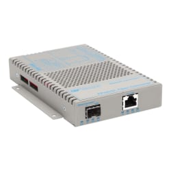 Omnitron OmniConverter FPoE/SL - Fiber media converter - 100Mb LAN - 10Base-T, 100Base-FX, 100Base-TX - RJ-45 / SFP (mini-GBIC)