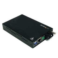 StarTech.com 10/100 Mbps Single Mode Fiber Media Converter SC 30 km - Convert and extend a 10/100 Mbps Ethernet connection up to 18.6 miles (30km) over Single Mode SC fiber - 10/100 Mbps Single Mode Fiber Media Converter SC 30 km - Fiber Converter